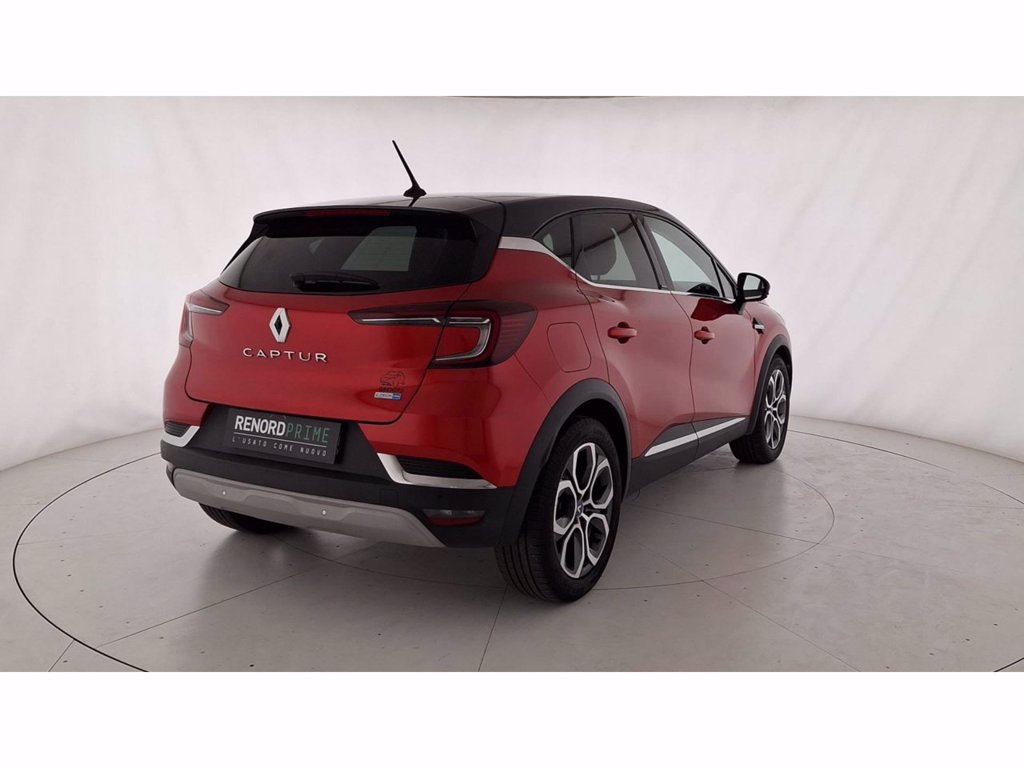 RENAULT Captur 1.6 E-Tech hybrid Intens 145cv auto