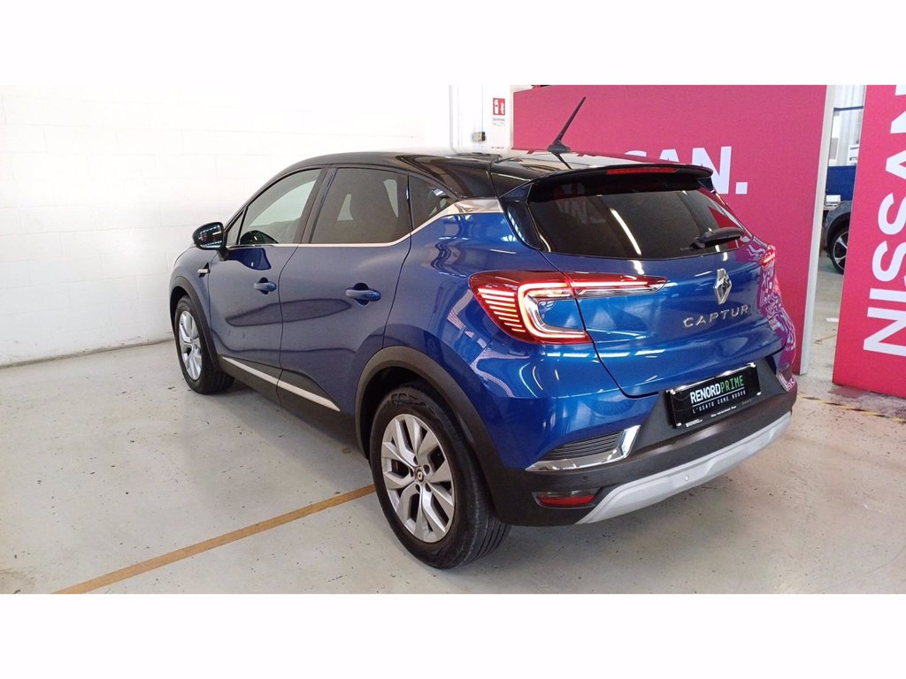 RENAULT Captur 1.6 E-TECH Hybrid Intens Auto