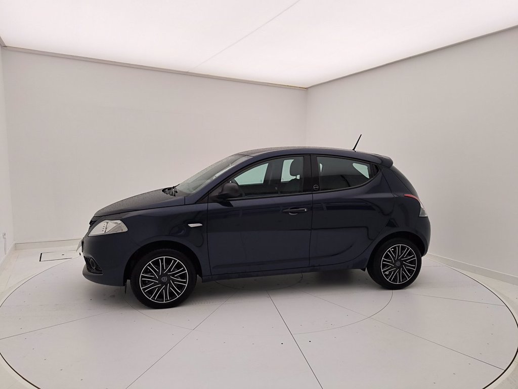 LANCIA Ypsilon 1.0 firefly hybrid Silver s&s 70cv